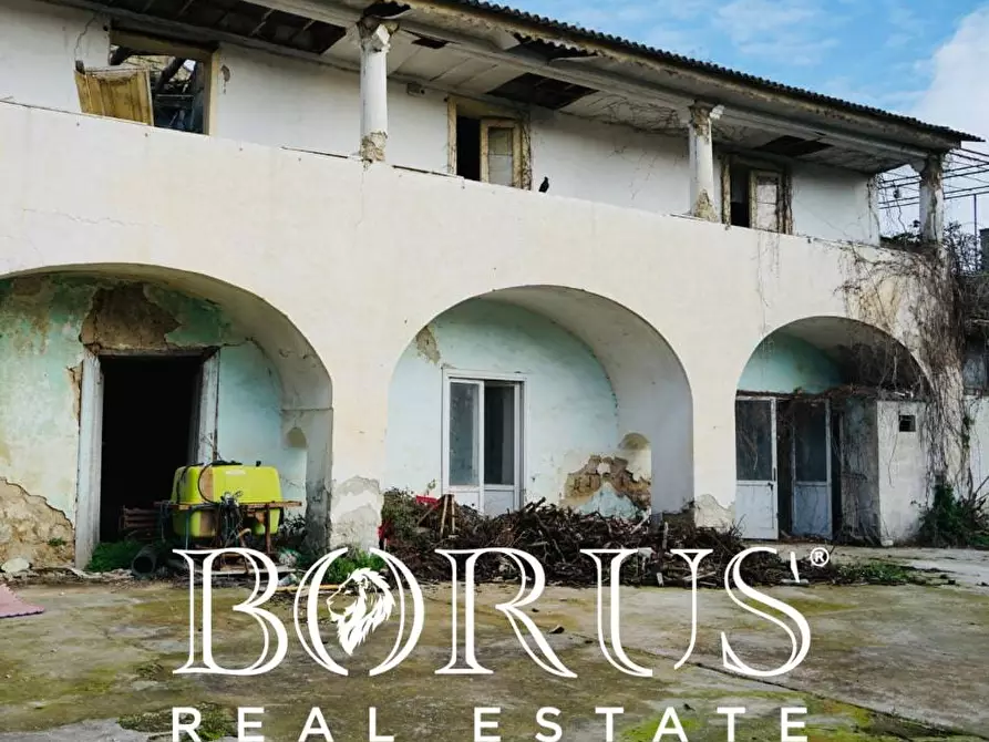 Immagine 3 di Rustico / casale in vendita  in via delle Rose a Casal Di Principe