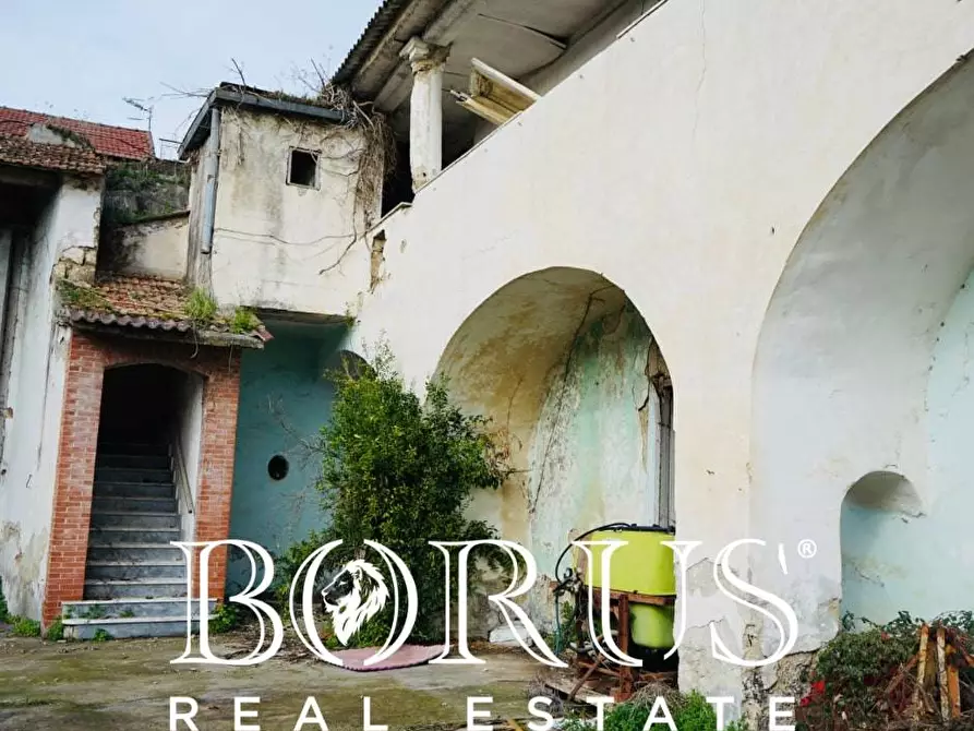 Immagine 18 di Rustico / casale in vendita  in via delle Rose a Casal Di Principe