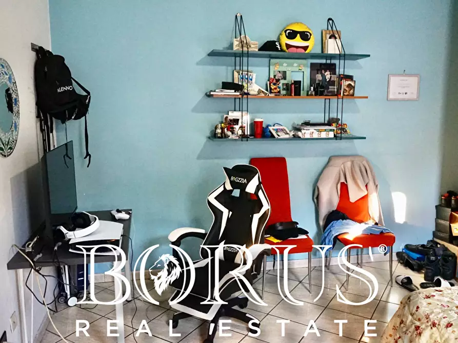 Immagine 36 di Villa in vendita  a Carinaro