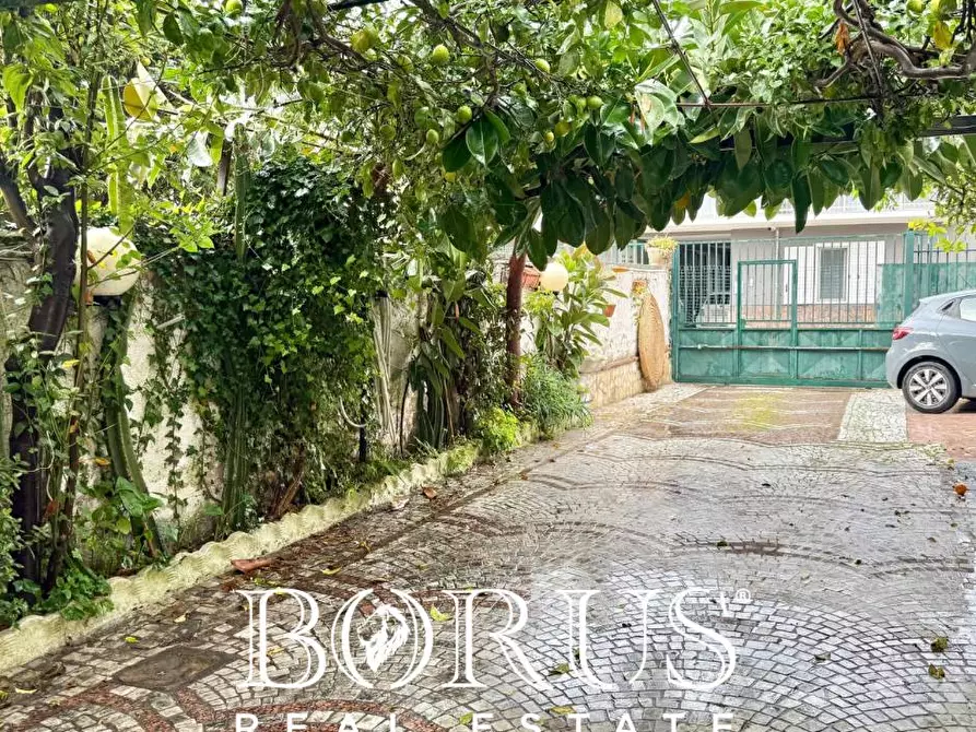 Immagine 9 di Casa indipendente in vendita  a Villa Literno