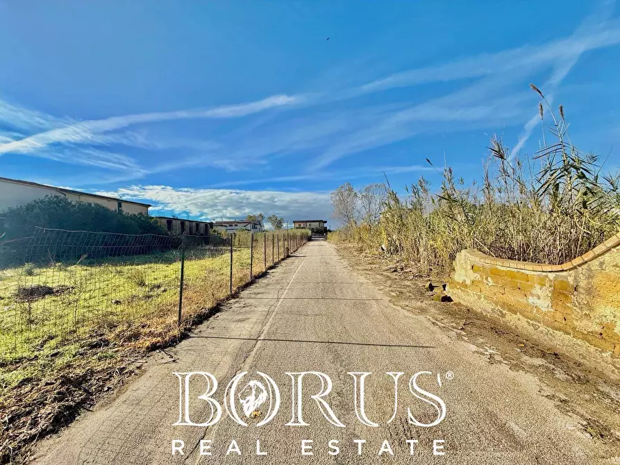 Immagine 10 di Terreno residenziale in vendita  a Castel Volturno