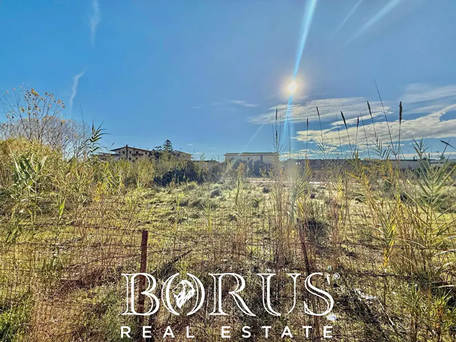 Immagine 12 di Terreno residenziale in vendita  a Castel Volturno