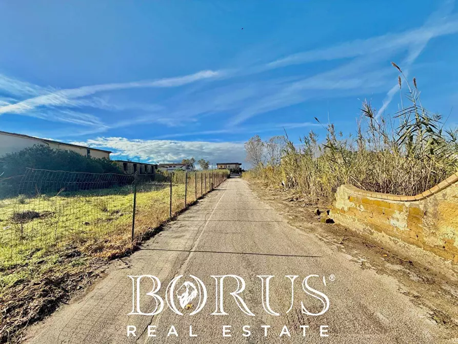 Immagine 19 di Terreno residenziale in vendita  a Castel Volturno