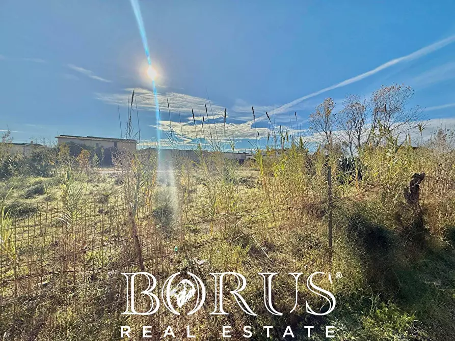 Immagine 27 di Terreno residenziale in vendita  a Castel Volturno