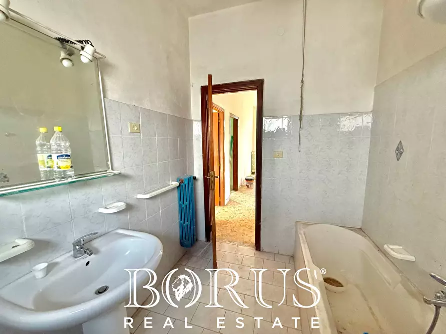 Immagine 79 di Casa indipendente in vendita  in VIALE MASCAGNI 13 a Castel Volturno