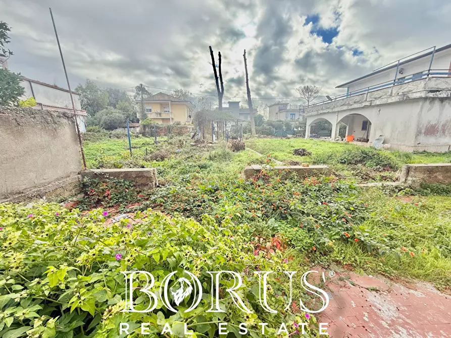 Immagine 34 di Casa indipendente in vendita  in VIALE MASCAGNI 13 a Castel Volturno