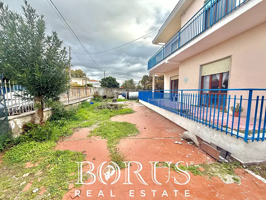 Immagine 3 di Casa indipendente in vendita  in VIALE MASCAGNI 13 a Castel Volturno