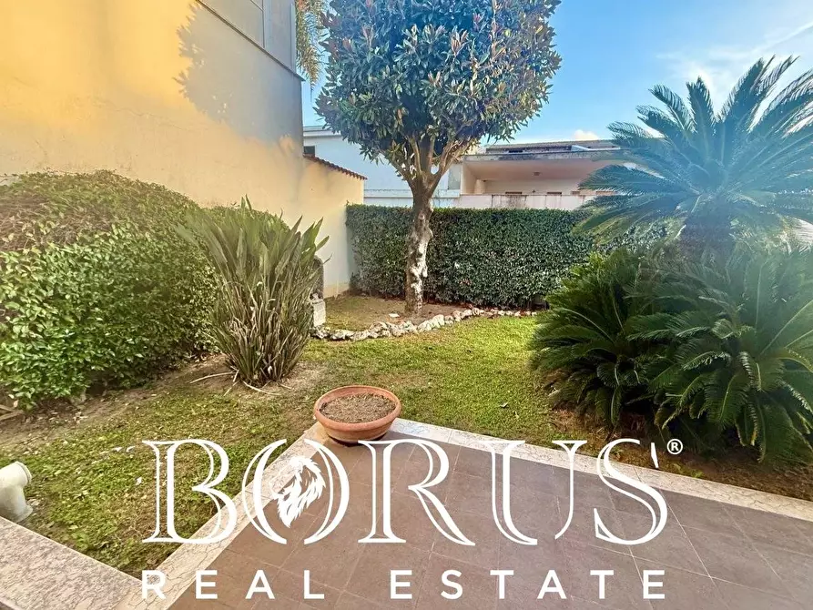 Immagine 9 di Villa in vendita  a Casapesenna