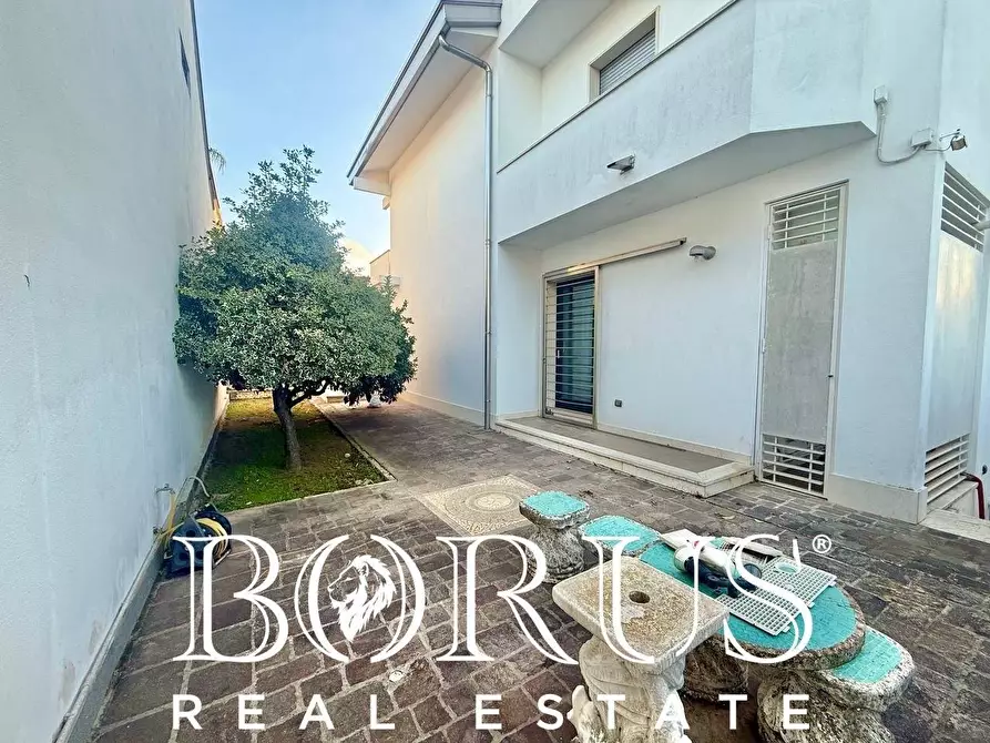 Immagine 12 di Villa in vendita  a Casapesenna