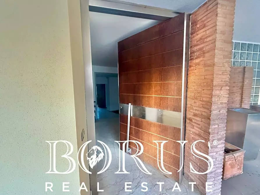 Immagine 20 di Villa in vendita  a Casapesenna