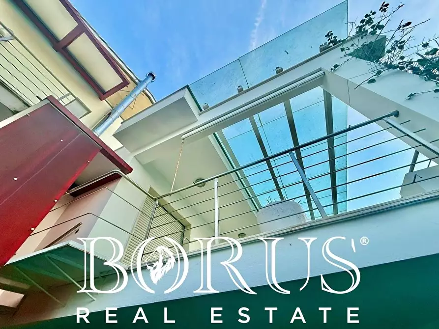 Immagine 29 di Villa in vendita  a Casapesenna