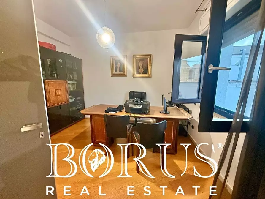 Immagine 39 di Villa in vendita  a Casapesenna