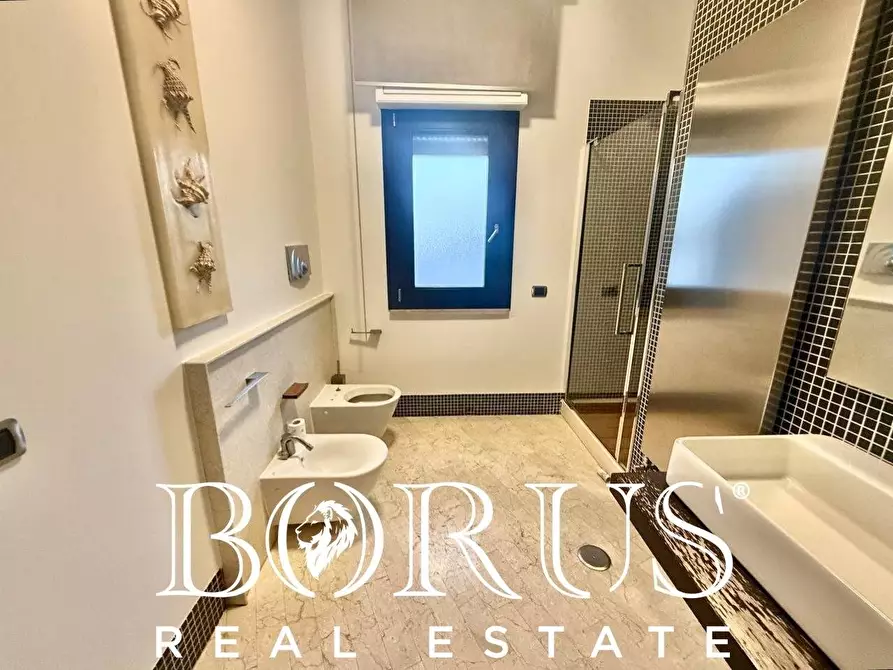 Immagine 49 di Villa in vendita  a Casapesenna