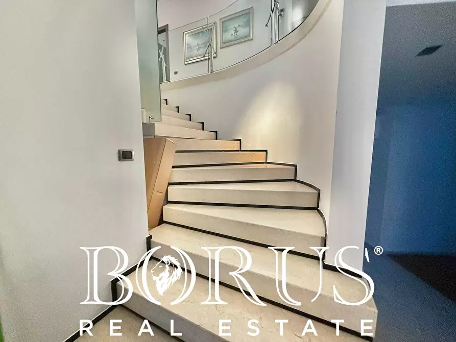 Immagine 52 di Villa in vendita  a Casapesenna