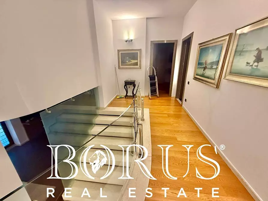 Immagine 55 di Villa in vendita  a Casapesenna