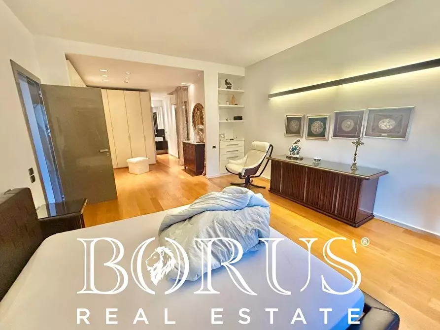 Immagine 56 di Villa in vendita  a Casapesenna