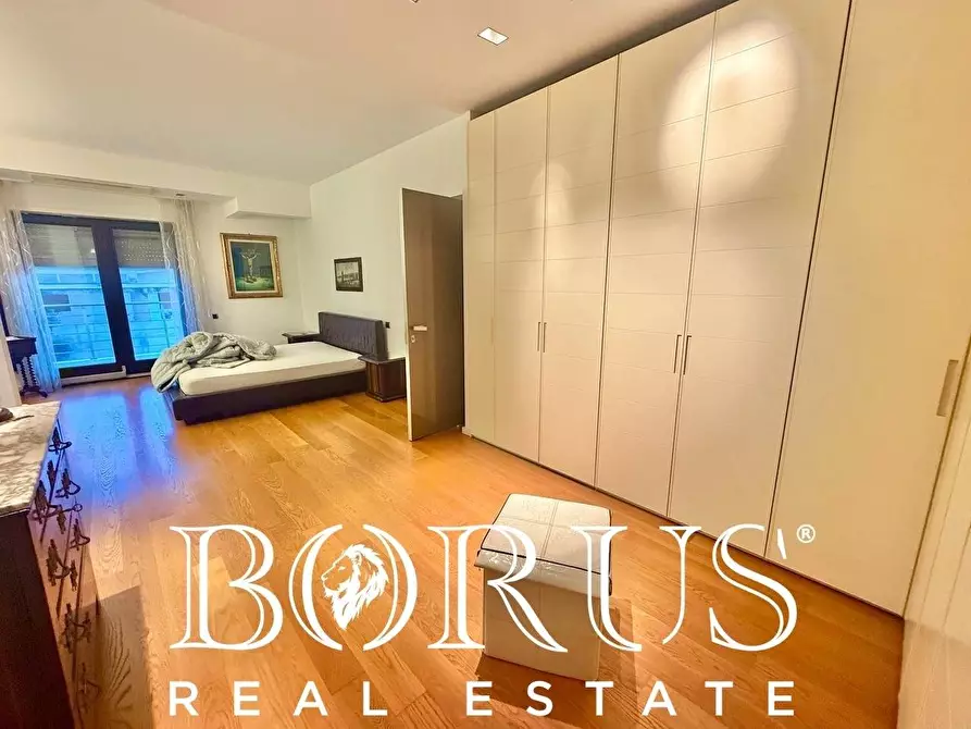 Immagine 57 di Villa in vendita  a Casapesenna