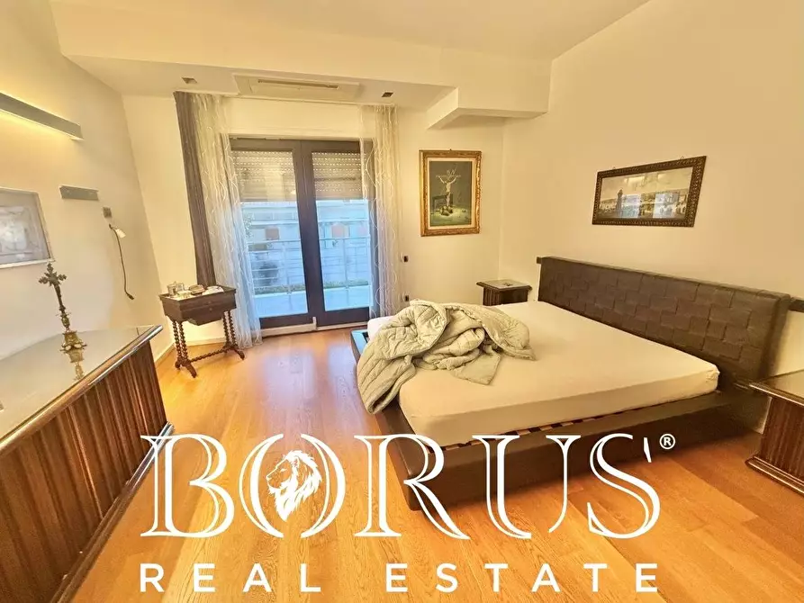 Immagine 58 di Villa in vendita  a Casapesenna