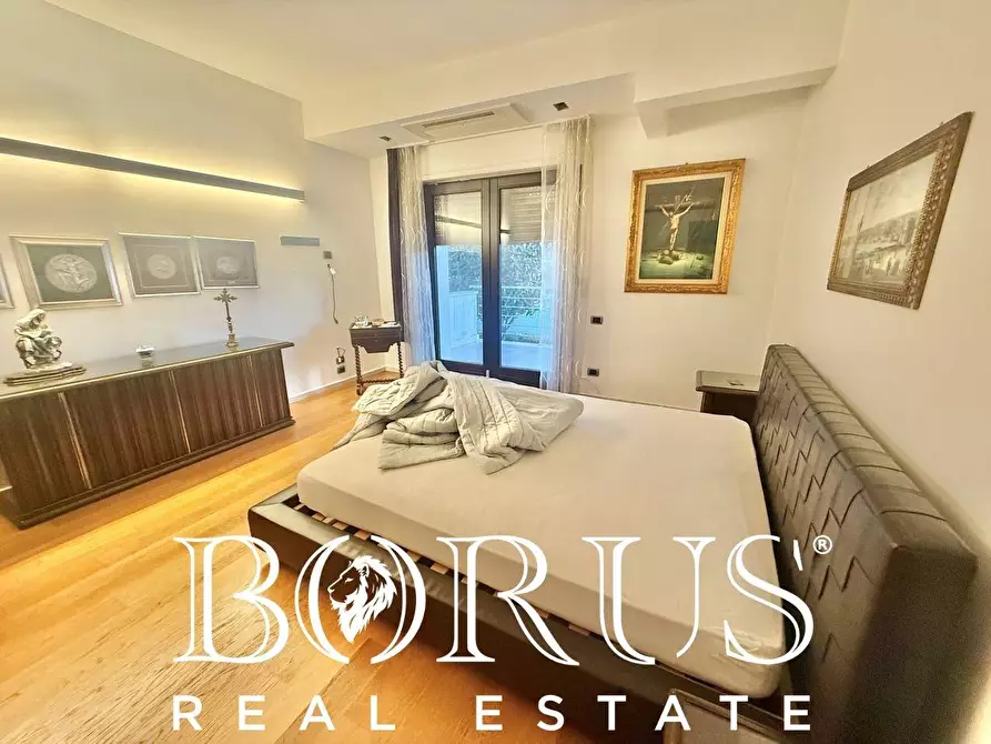 Immagine 67 di Villa in vendita  a Casapesenna