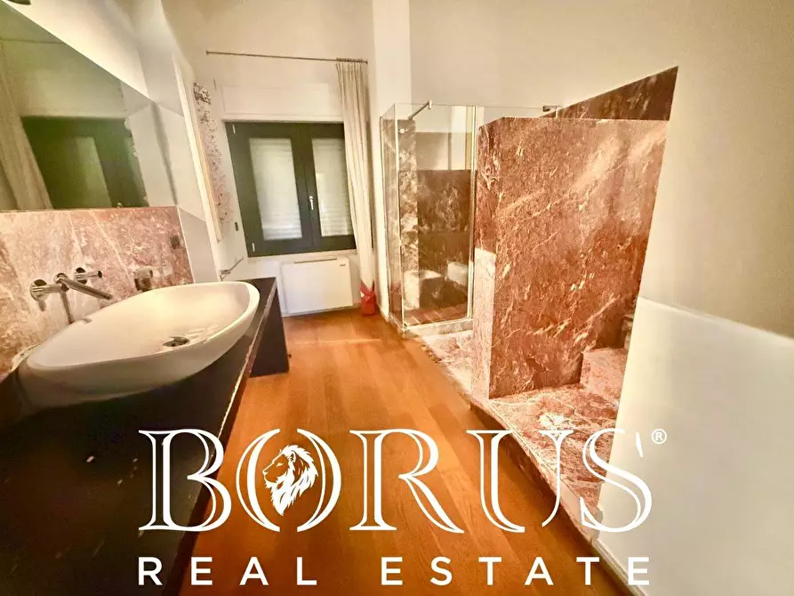 Immagine 74 di Villa in vendita  a Casapesenna