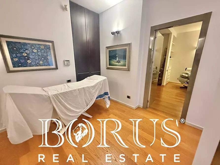 Immagine 76 di Villa in vendita  a Casapesenna