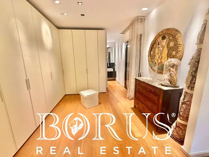 Immagine 80 di Villa in vendita  a Casapesenna