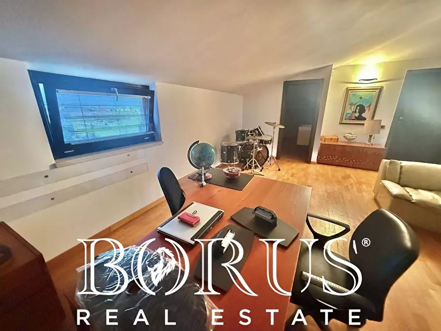 Immagine 86 di Villa in vendita  a Casapesenna