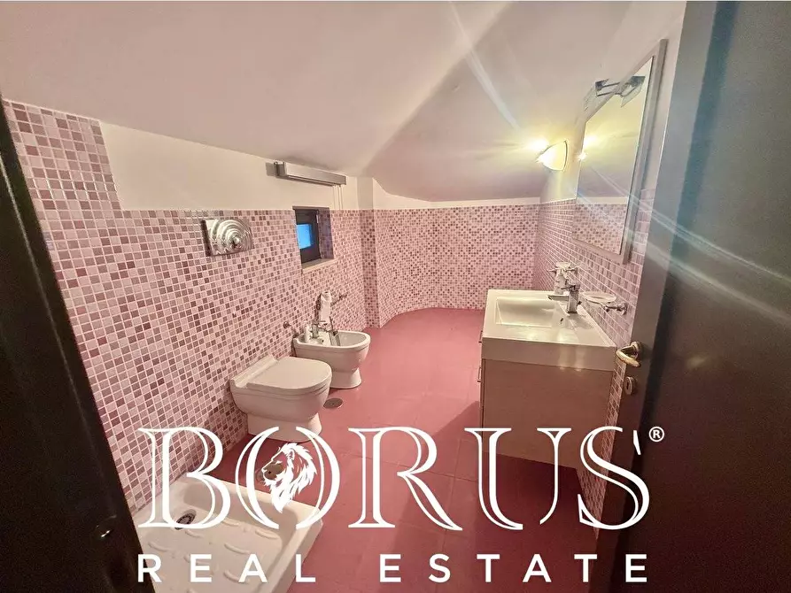 Immagine 99 di Villa in vendita  a Casapesenna