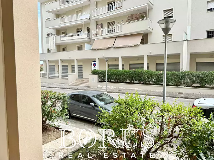 Immagine 5 di Locale commerciale in affitto  in via Cangemi a Lusciano