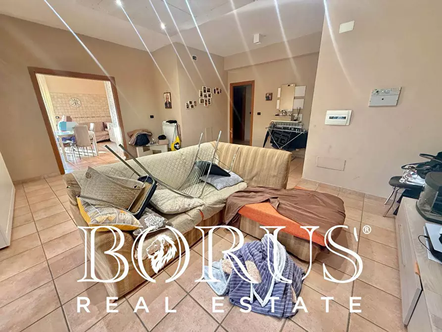 Immagine 2 di Appartamento in vendita  in Via Domiziana a Cancello Ed Arnone