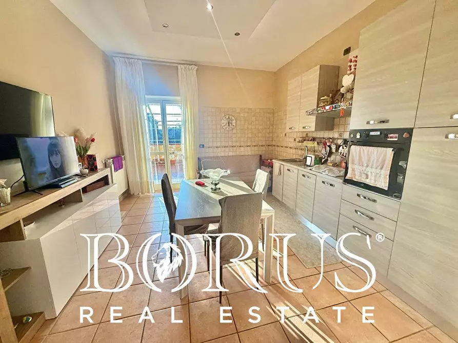 Immagine 11 di Appartamento in vendita  in Via Domiziana a Cancello Ed Arnone