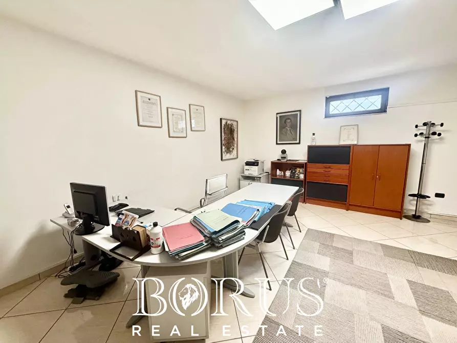 Immagine 10 di Palazzo in vendita  in VIA DE GASPERI I TRAVERSA a Casapesenna