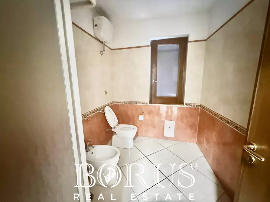 Immagine 19 di Palazzo in vendita  in VIA DE GASPERI I TRAVERSA a Casapesenna