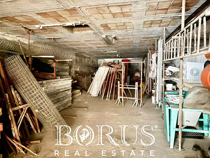 Immagine 24 di Palazzo in vendita  in VIA DE GASPERI I TRAVERSA a Casapesenna