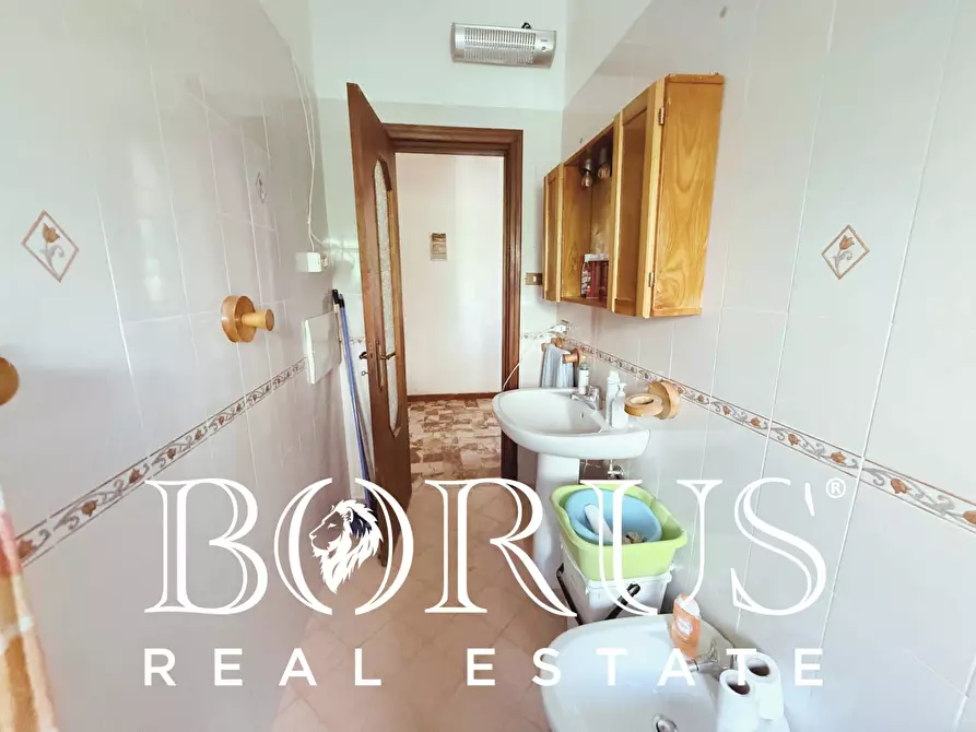 Immagine 6 di Casa indipendente in vendita  in via San Giuseppe a Castel Volturno