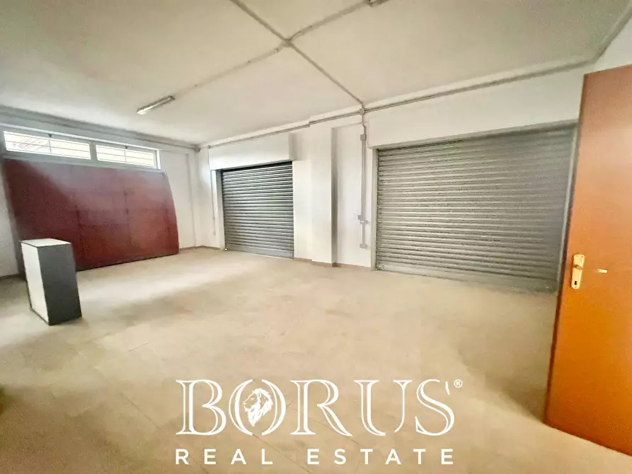 Immagine 4 di Locale commerciale in affitto  in via circumvallazione a Casal Di Principe