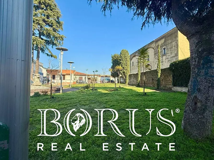 Immagine 3 di Casa indipendente in vendita  in Piazza Castello a Cancello Ed Arnone