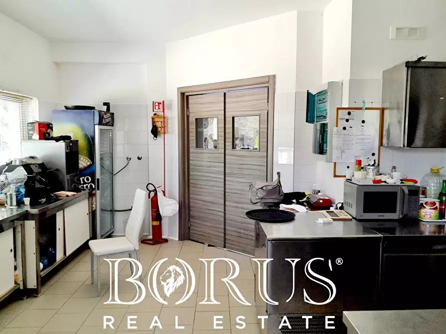 Immagine 78 di Azienda agricola in vendita  a Conca Della Campania