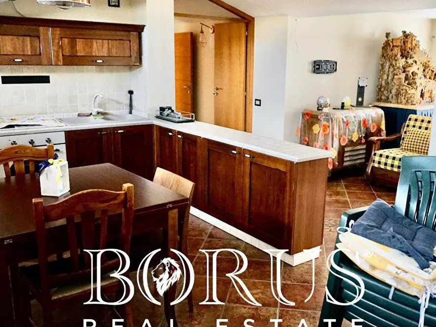 Immagine 10 di Attico in vendita  a Aversa