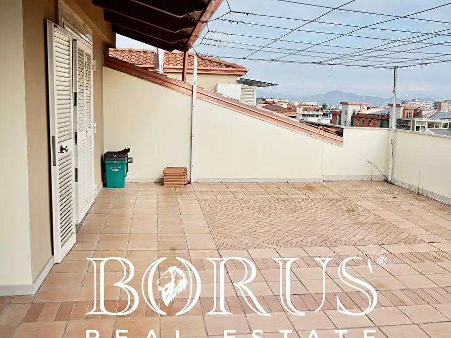 Immagine 25 di Attico in vendita  a Aversa