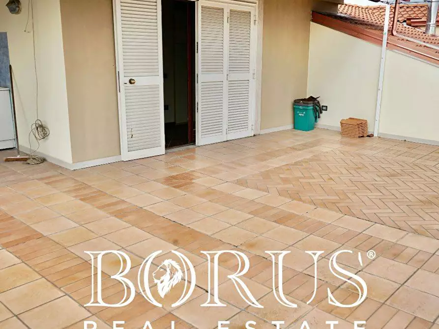 Immagine 27 di Attico in vendita  a Aversa