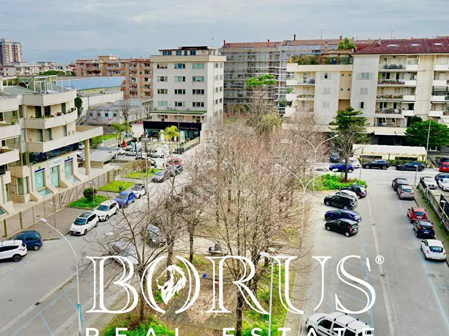 Immagine 35 di Attico in vendita  a Aversa