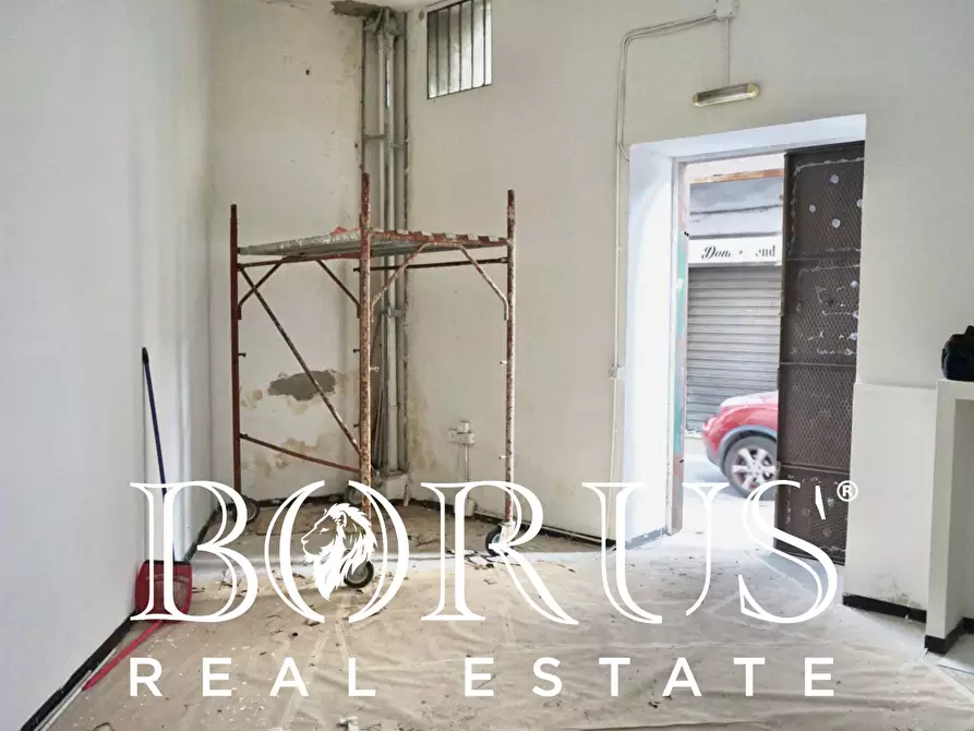 Immagine 4 di Locale commerciale in affitto  a Aversa