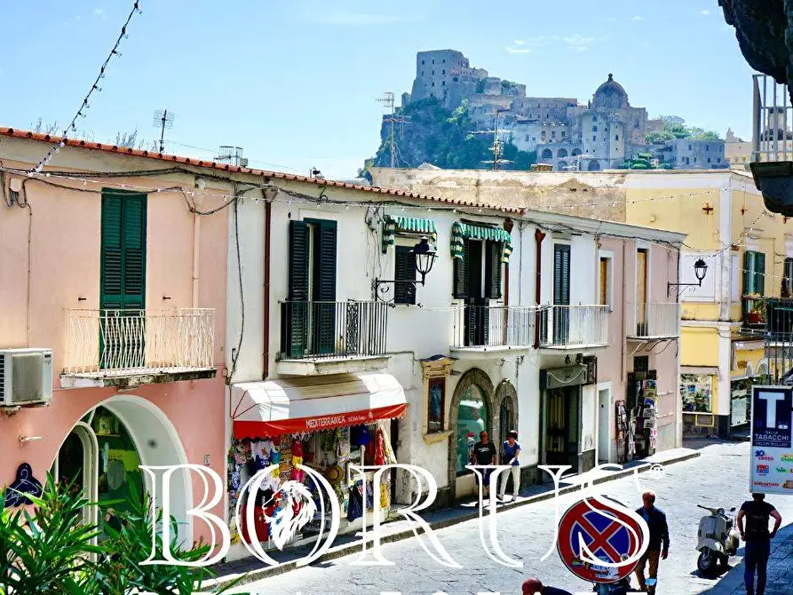 Immagine 17 di Casa indipendente in vendita  a Ischia