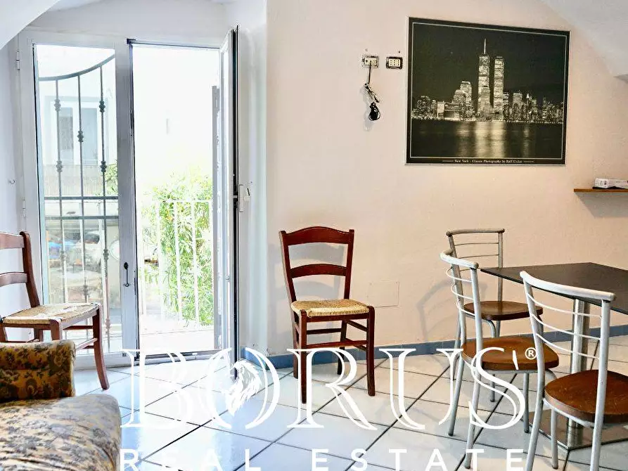 Immagine 19 di Casa indipendente in vendita  a Ischia