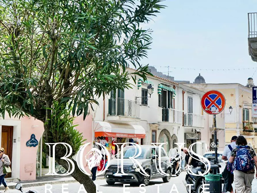 Immagine 28 di Casa indipendente in vendita  a Ischia