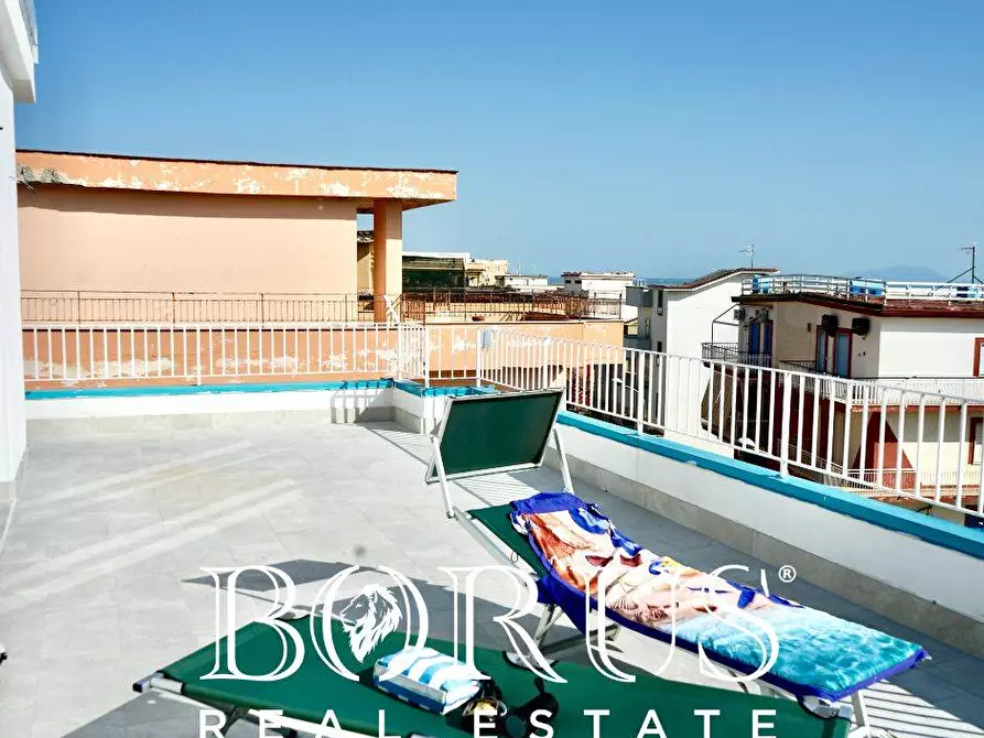 Immagine 5 di Appartamento in vendita  in Via Domiziana 431 a Mondragone