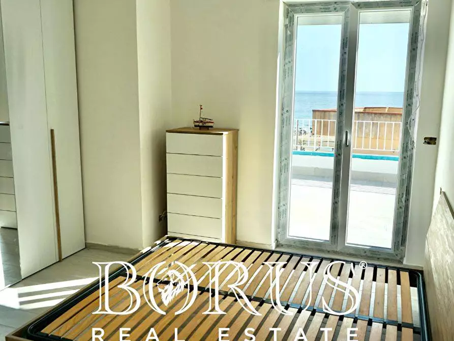 Immagine 9 di Appartamento in vendita  in Via Domiziana 431 a Mondragone