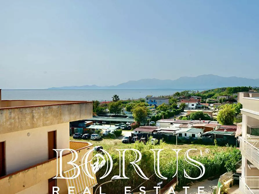 Immagine 14 di Appartamento in vendita  in Via Domiziana 431 a Mondragone