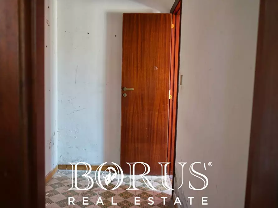 Immagine 19 di Villa in vendita  a Castel Volturno